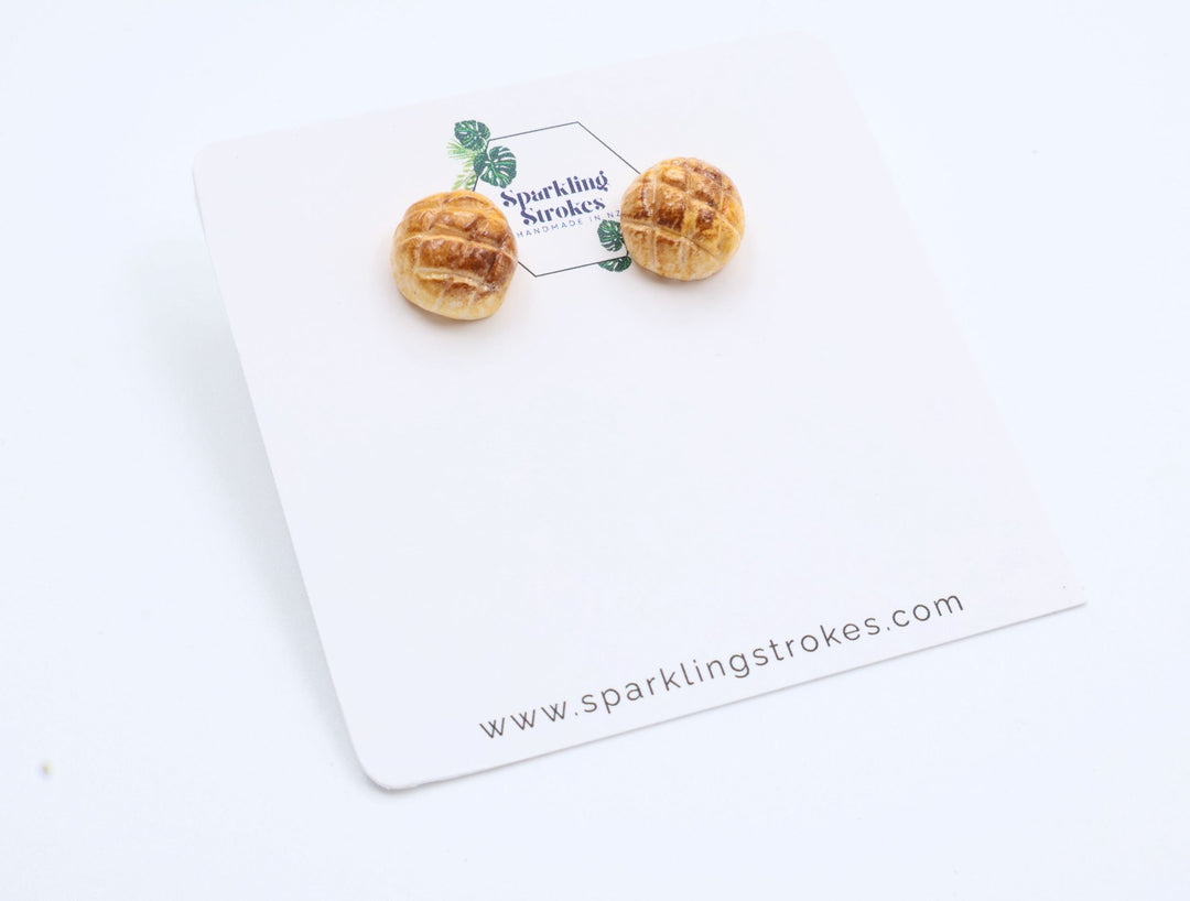 Bread Stud Earrings – Cute & Quirky Food-Inspired Design